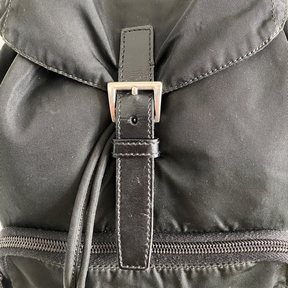 100% authentic PRADA Tessuto Vela Nero
classic medium backpack - Picture 5 of 16